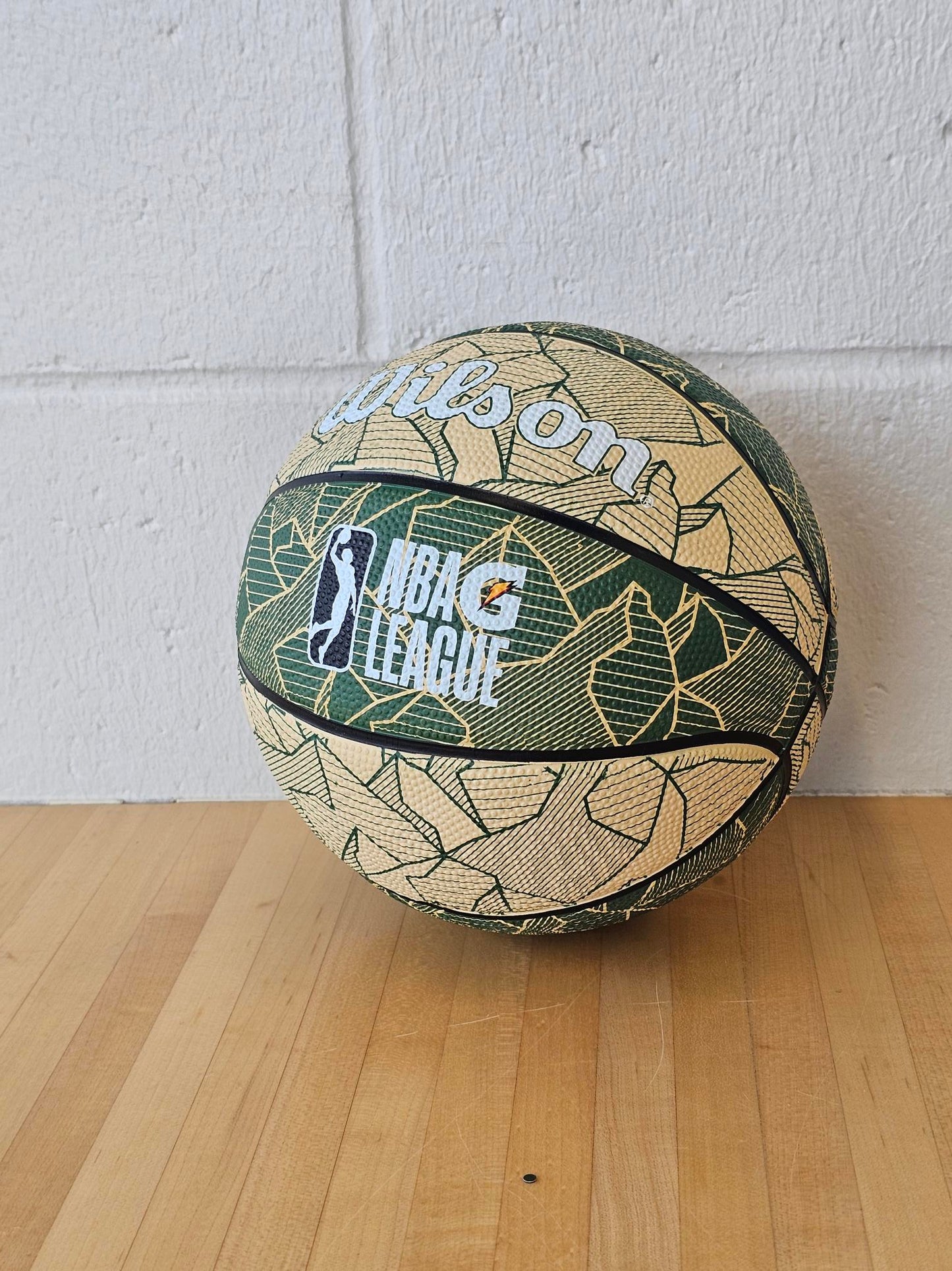 Mini Herd Basketball Cream