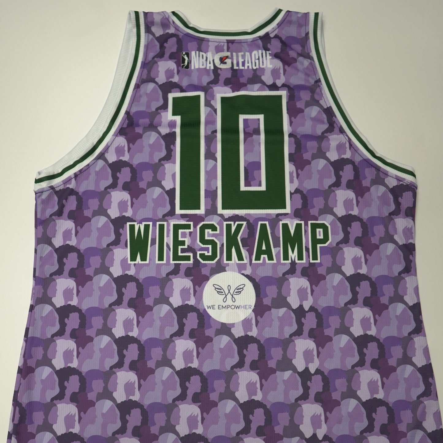 Joe Wieskamp 2022-23 Wisconsin HER Theme Jersey (1 of 1)